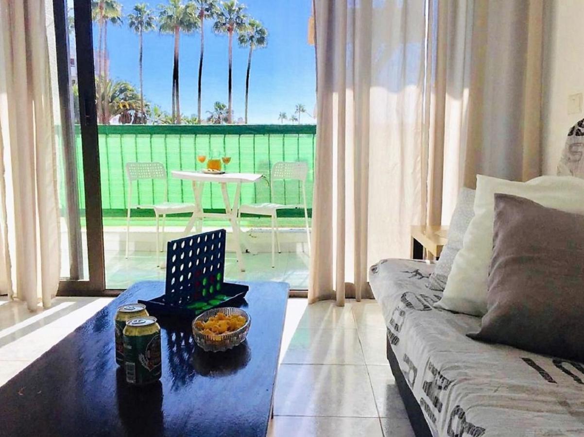 Beach And Pool In Playa De Las Americas Apartment ภายนอก รูปภาพ