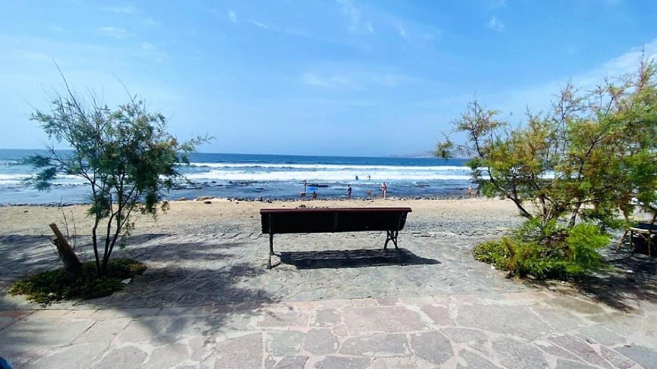 Beach And Pool In Playa De Las Americas Apartment ภายนอก รูปภาพ