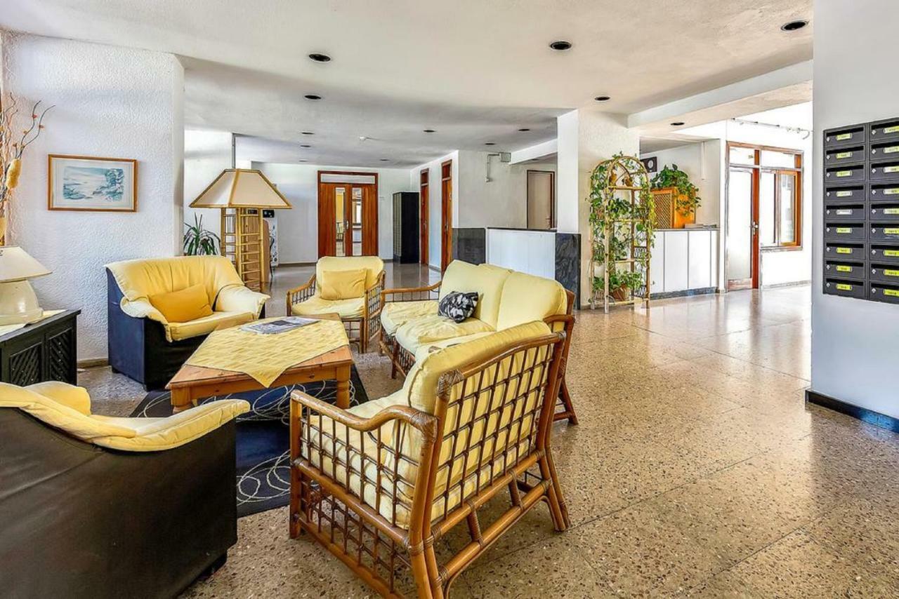 Beach And Pool In Playa De Las Americas Apartment ภายนอก รูปภาพ